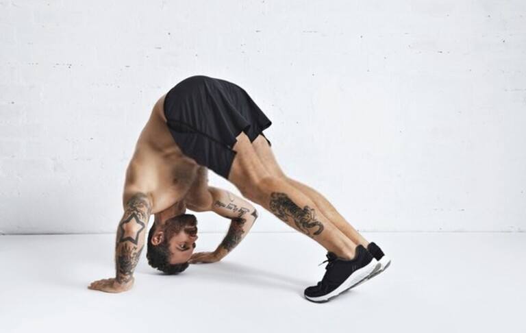 Easy Shoulder Exercises At Home Without Weights Easy Shoulder Exercises At Home Without Weights