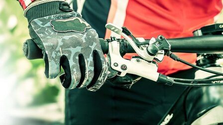 How Do I Stop My Hands From Going Numb When Cycling? How Do I Stop My Hands From Going Numb When Cycling?