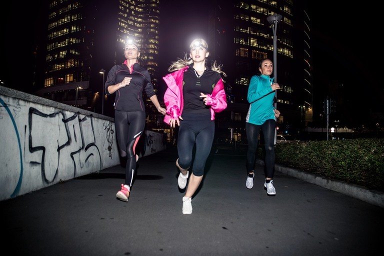 What Should Runners Wear At Night? What Should Runners Wear At Night?