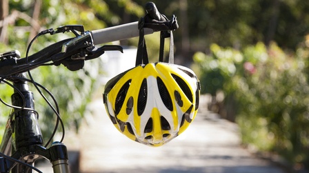 How To Manage Sweat While Cycling In The Heat Of Summer?