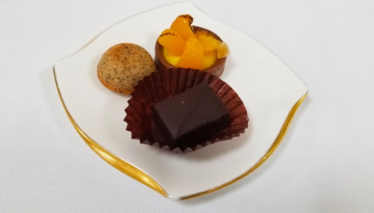 How To Not Overeat At A Party? How To Not Overeat At A Party?