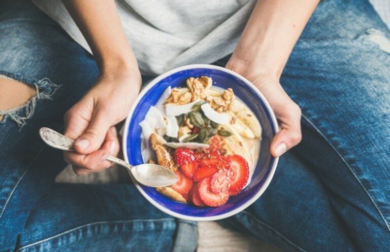 How To Not Overeat At A Party? How To Not Overeat At A Party?