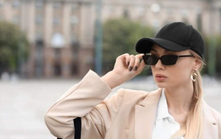 What To Wear To A Baseball Game With Coworkers? What To Wear To A Baseball Game With Coworkers?