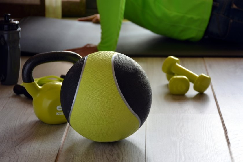 Medicine Ball Benefits - Why Should You Start Work Out With Medicine Balls Today? Medicine Ball Benefits - Why Should You Start Work Out With Medicine Balls Today?